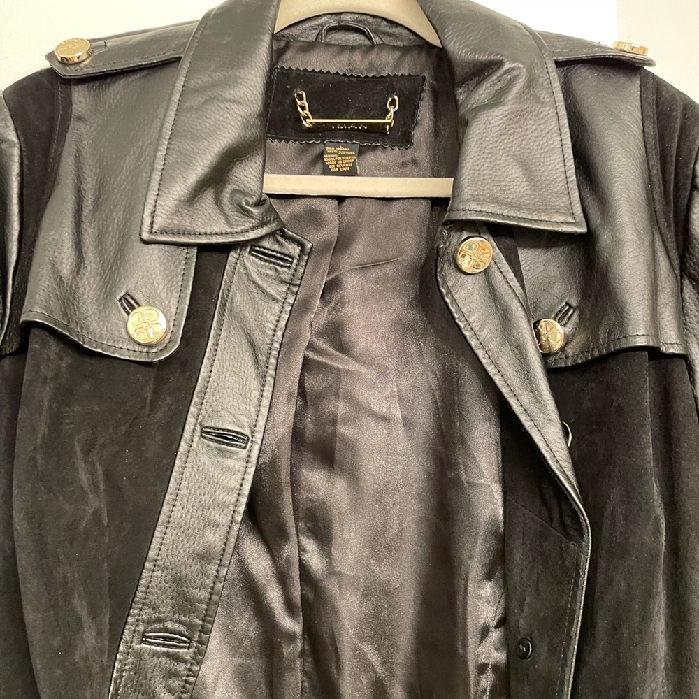 Gently Worn Iman Suede and Leather Trench Jacket
Size L